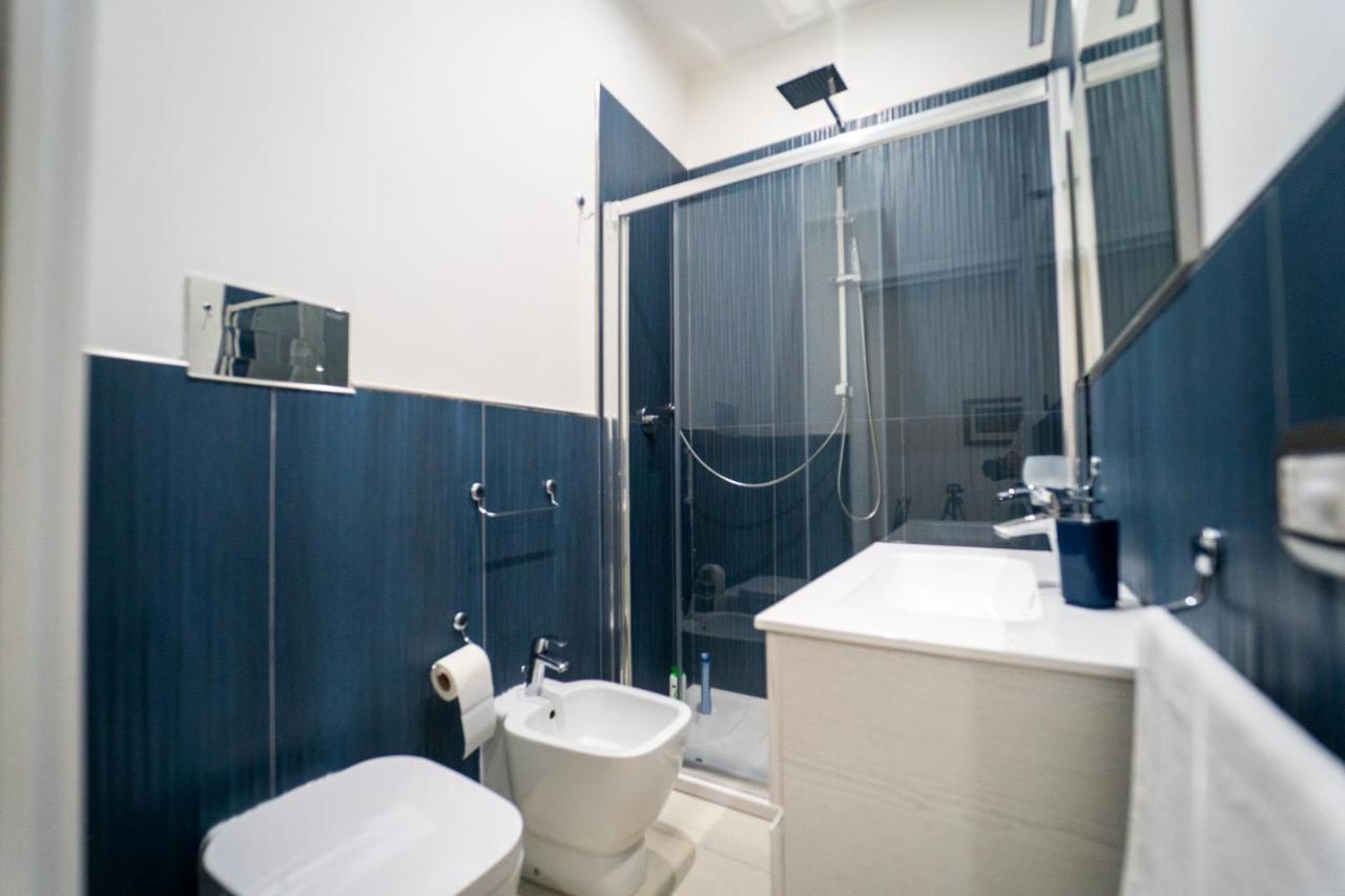 ホテル Casa Romeo Napoli エクステリア 写真