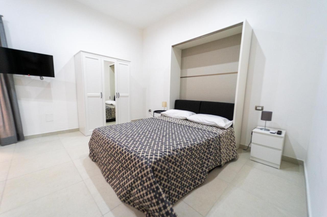 ホテル Casa Romeo Napoli エクステリア 写真