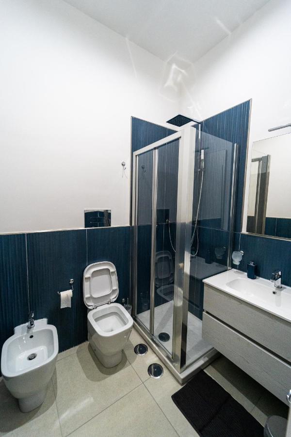 ホテル Casa Romeo Napoli エクステリア 写真